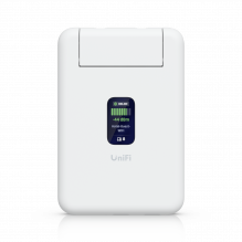 Фото #1 Ubiquiti UniFi Travel Router